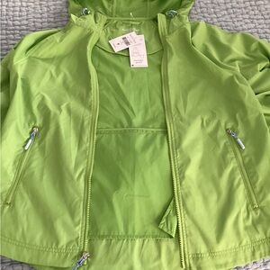 Northern Reflection Lightweight Green Hooded packable Jacket( Size Small)